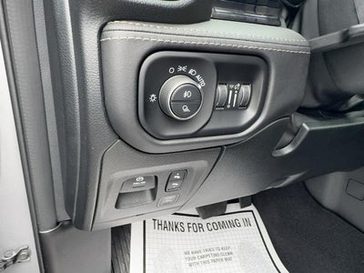 2025 RAM 1500 Limited Crew Cab 4x4 5'7" Box