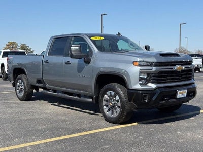 2024 Chevrolet Silverado 2500 HD Custom