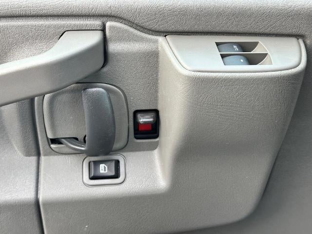 2024 GMC Savana Cutaway 3500 1WT