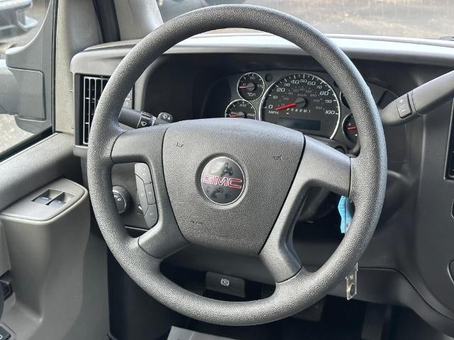 2024 GMC Savana Cutaway 3500 1WT