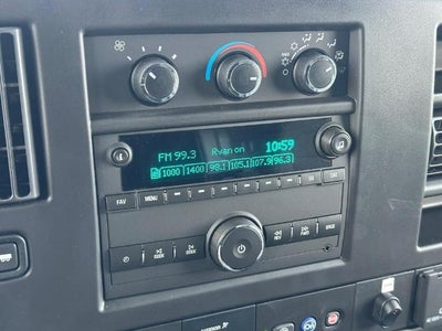 2024 GMC Savana Cutaway 3500 1WT