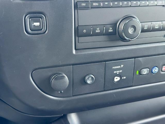 2024 GMC Savana Cutaway 3500 1WT