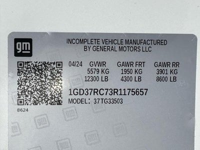 2024 GMC Savana Cutaway 3500 1WT