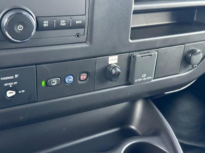 2024 GMC Savana Cutaway 3500 1WT