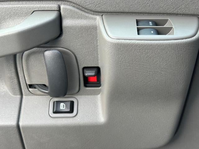 2024 GMC Savana Cutaway 3500 1WT