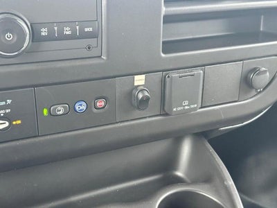 2024 GMC Savana Cutaway 3500 1WT