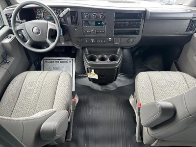 2024 GMC Savana Cutaway 3500 1WT
