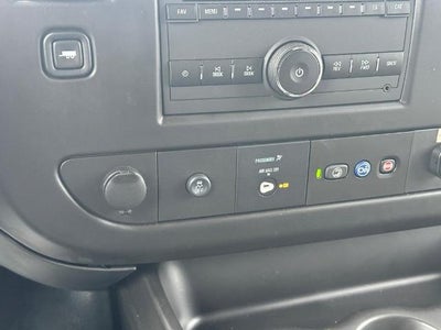 2024 GMC Savana Cutaway 3500 1WT