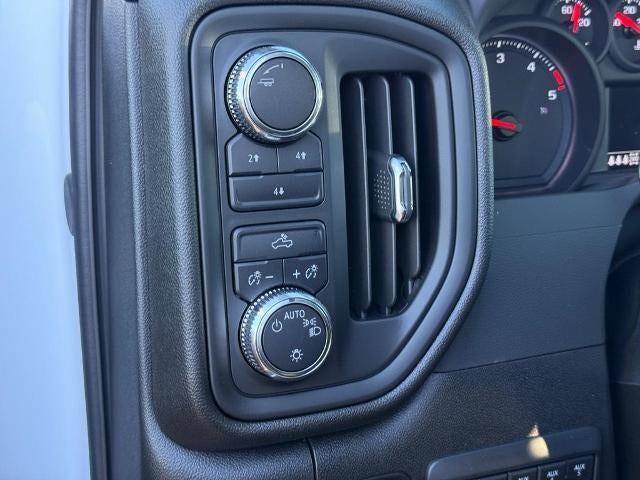 2025 GMC Sierra 3500 HD Pro