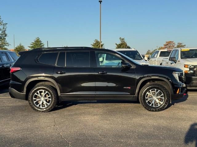2024 GMC Acadia AT4