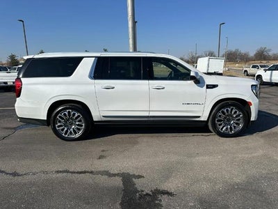2023 GMC Yukon XL Denali Ultimate