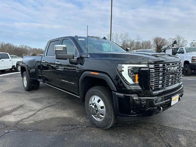 2026 GMC Sierra 3500 HD Denali Ultimate DRW