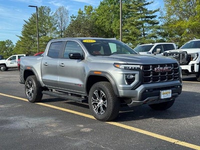 2025 GMC Canyon AT4