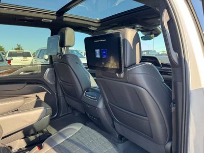 2022 Cadillac Escalade ESV Sport Platinum
