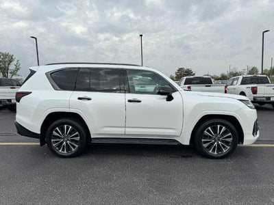 2022 Lexus LX LX 600 Premium