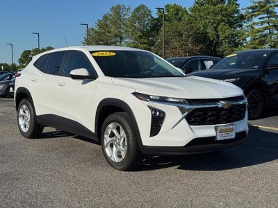 2025 Chevrolet Trax LS